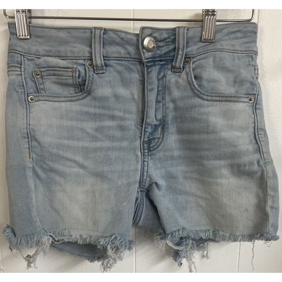 American Eagle Jean Shorts Light Wash Hi Rise Shortie Super Stretch Women Size 4 - Picture 1 of 7